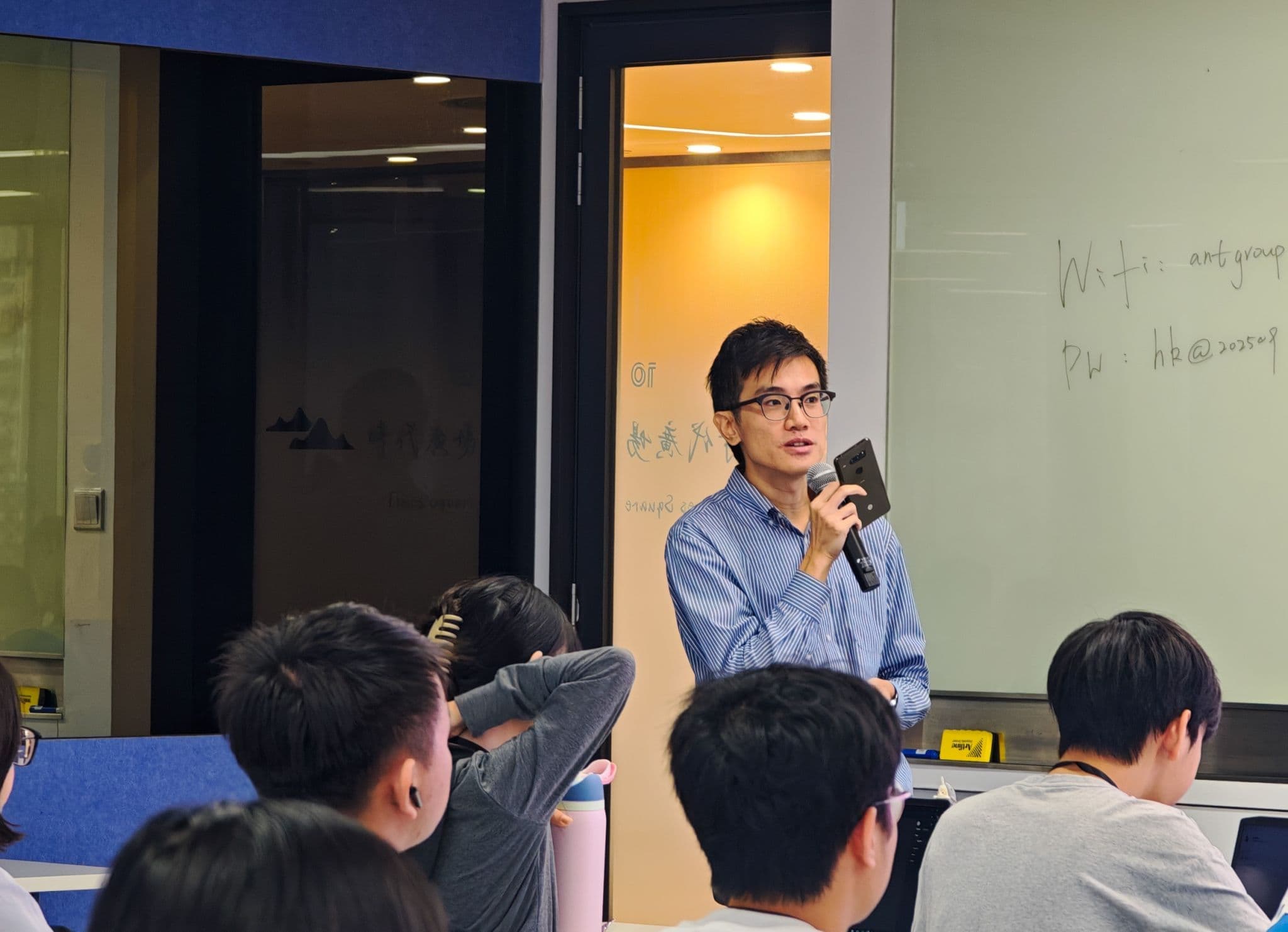 AlipayHK Secondary School Student UI Design Competition & Job Shadowing Program UI Workshop_5