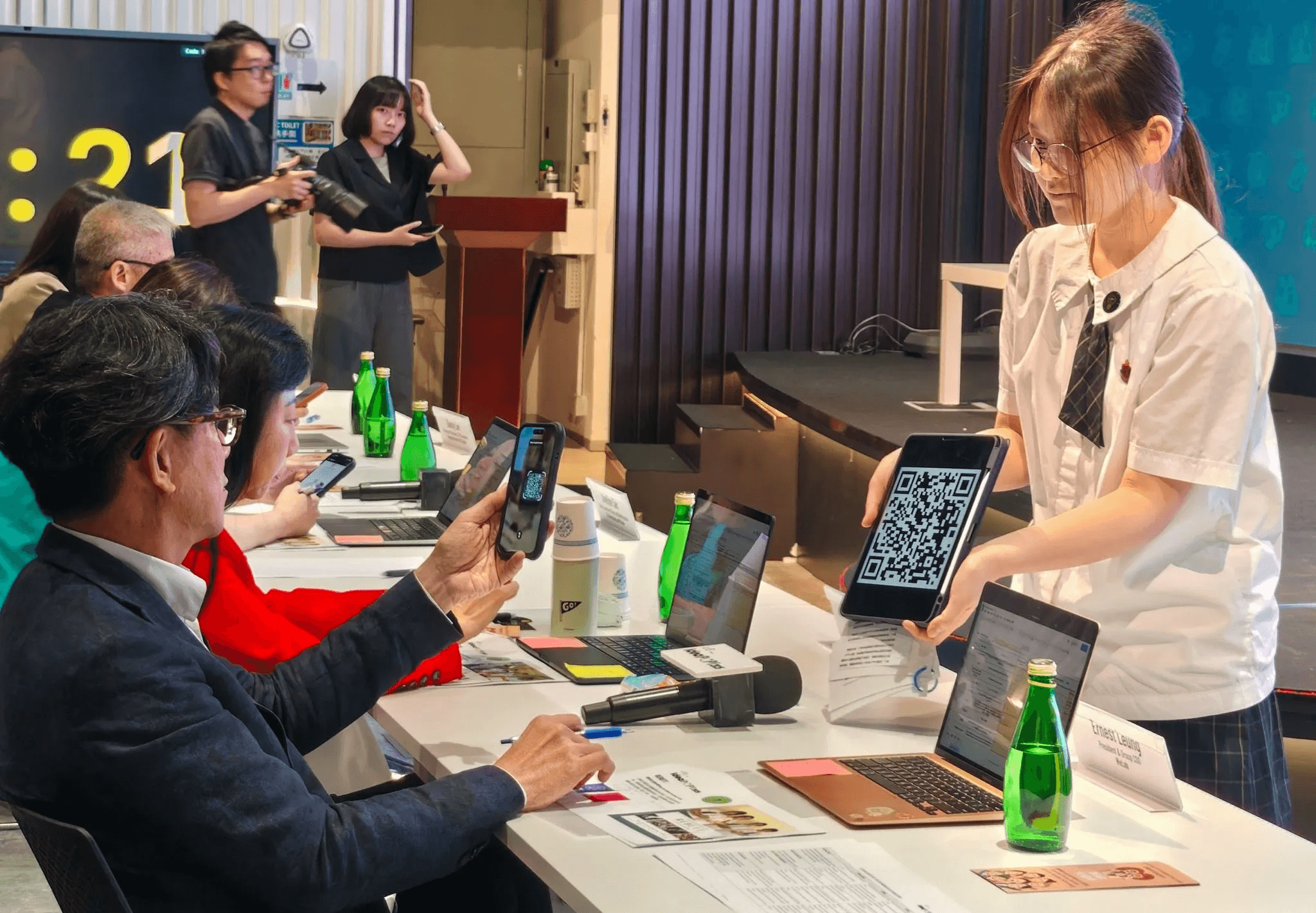 Capital-hk-支持青年創新-攜手應對社區挑戰-citi呈獻ideapop-2025-香港中學生初創計劃匯報比賽圓滿結束