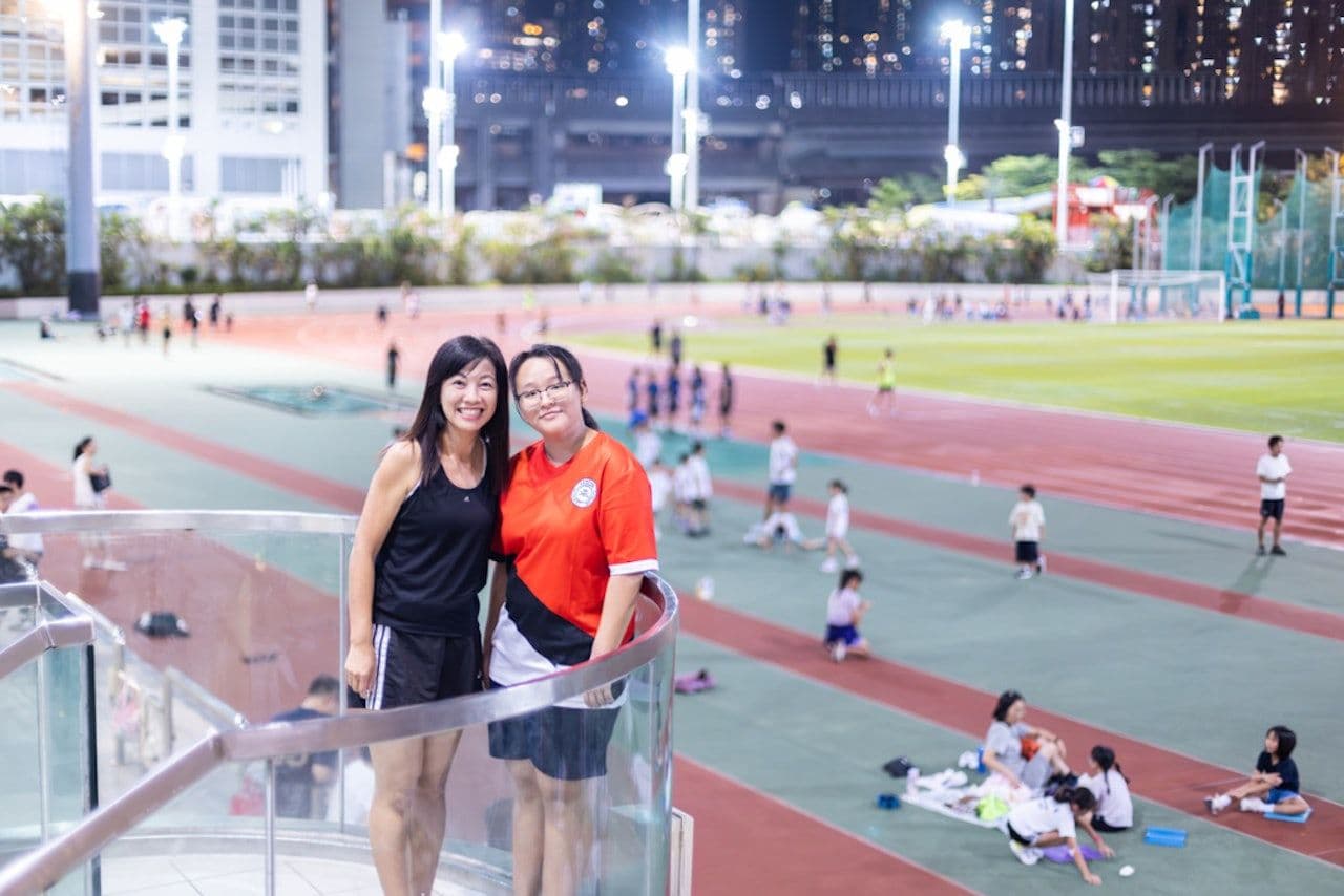 HK01-校長與學生並肩挑戰街馬10公里賽-以行動體現學習與堅持力量