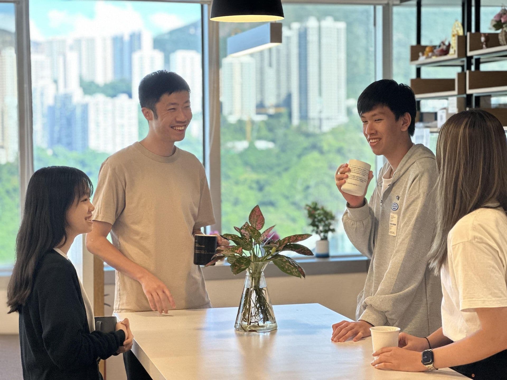 HK01-聯同院校商界打造中學生雲計算課程 表現優異可到大企業實習